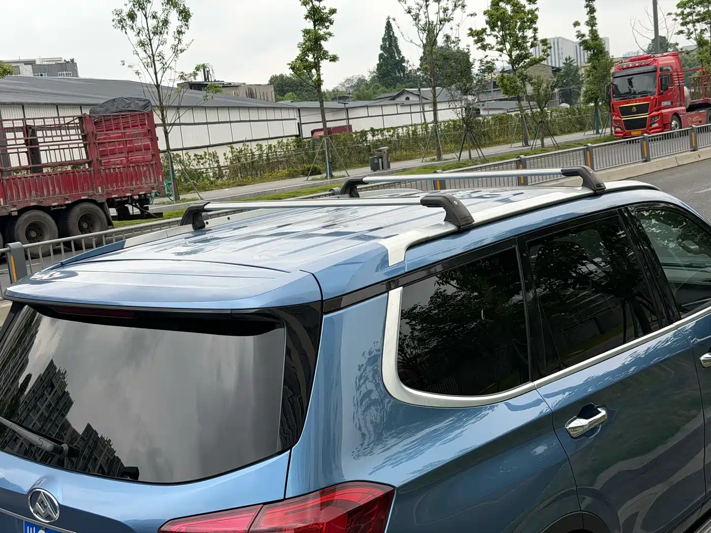 SAIC Maxus D90 2017 2.0T Automatic 4WD Sirius фото 18