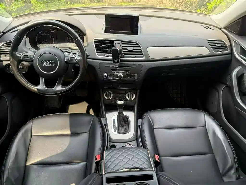 Audi Q3 2015 35 TFSI Progressive фото 24