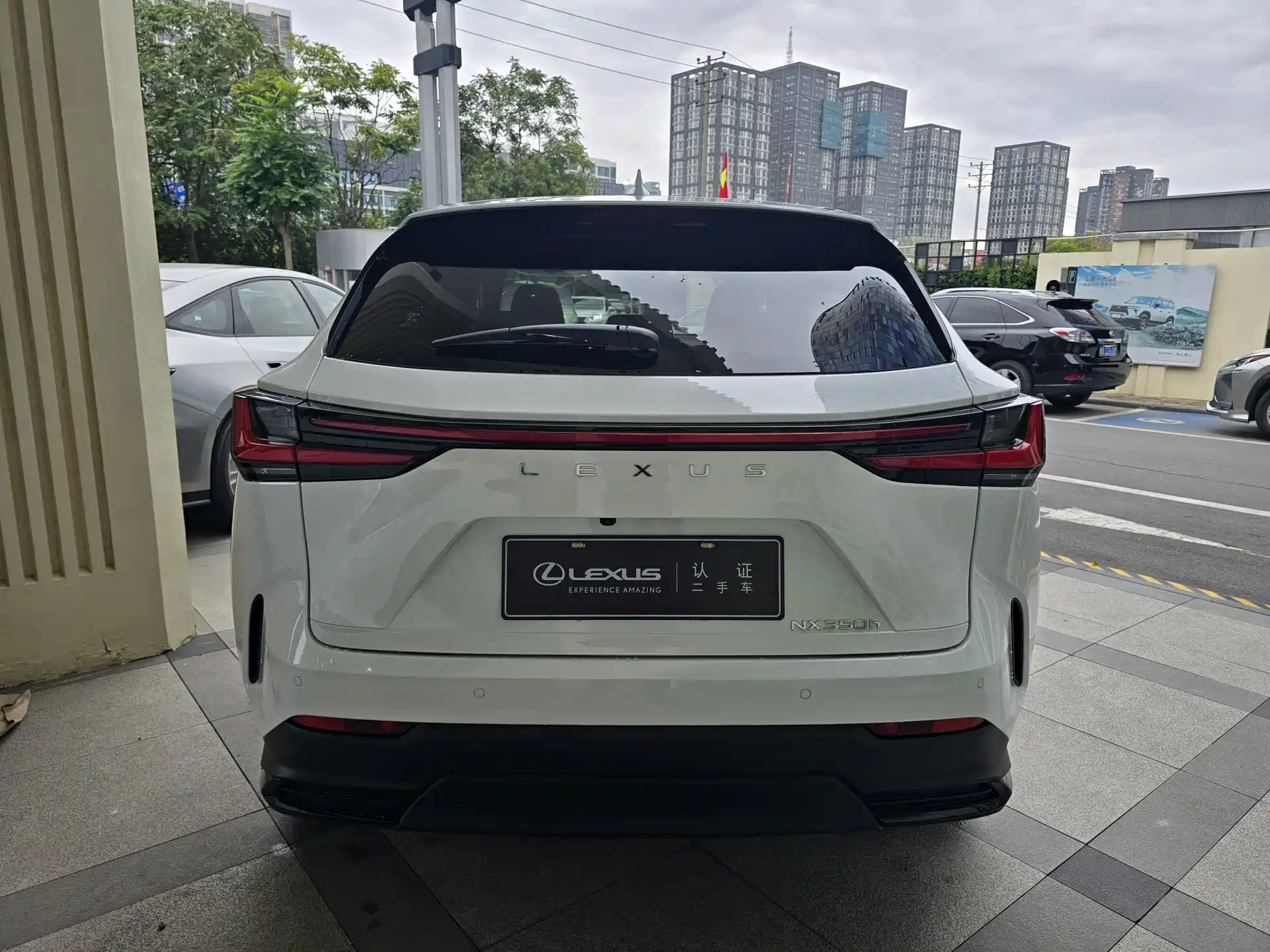 Фото 8 - Lexus NX
