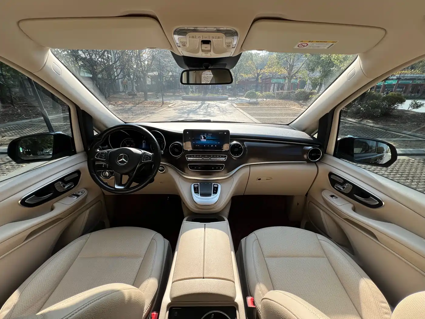 Mercedes-Benz V-Class 2021 V 260 Pilot Edition фото 8