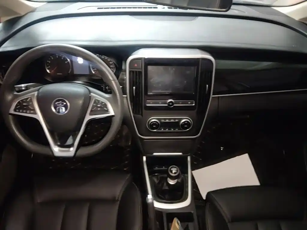 Фото 10 - BYD Song MAX