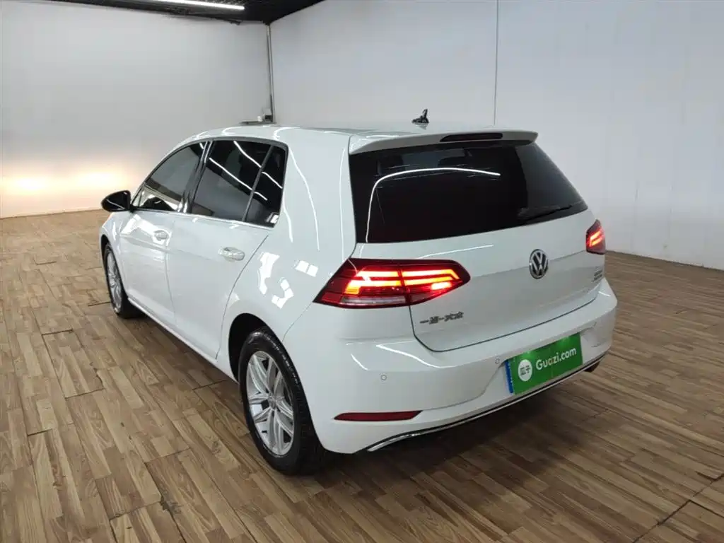 Volkswagen Golf 2019 280TSI DSG Comfort China VI фото 23