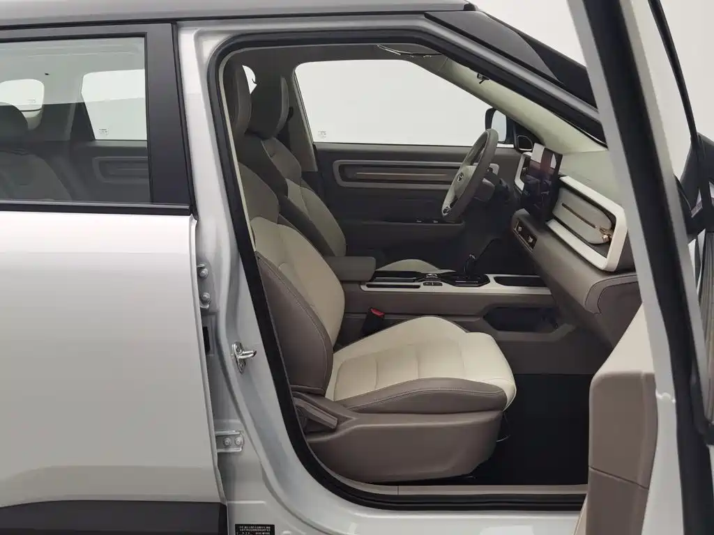Фото 23 - Geely ICON
