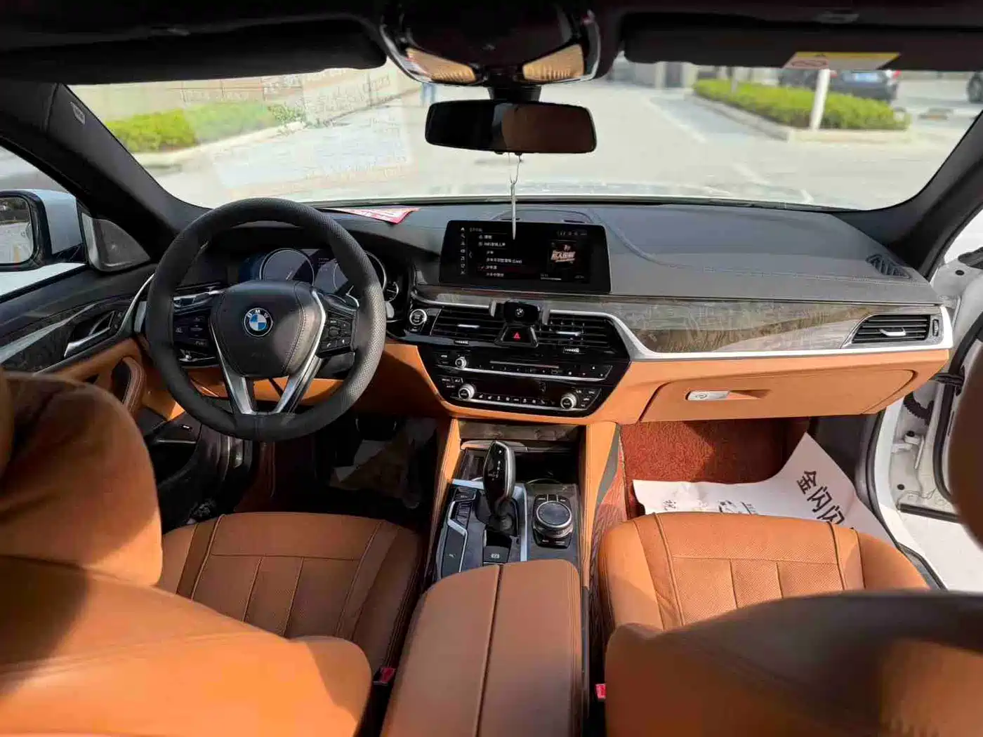 BMW 5 Series 2018 530Li Leading M Sport Package фото 10