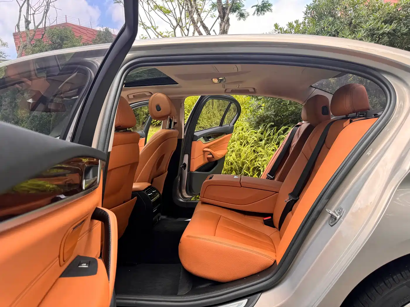 BMW 5 Series 2018 528Li Launch Special Edition фото 8
