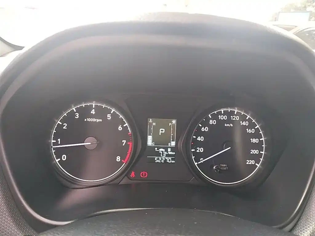 Hyundai Verna 2017 1.4L Automatic Leap Enjoyment Edition China VI фото 12