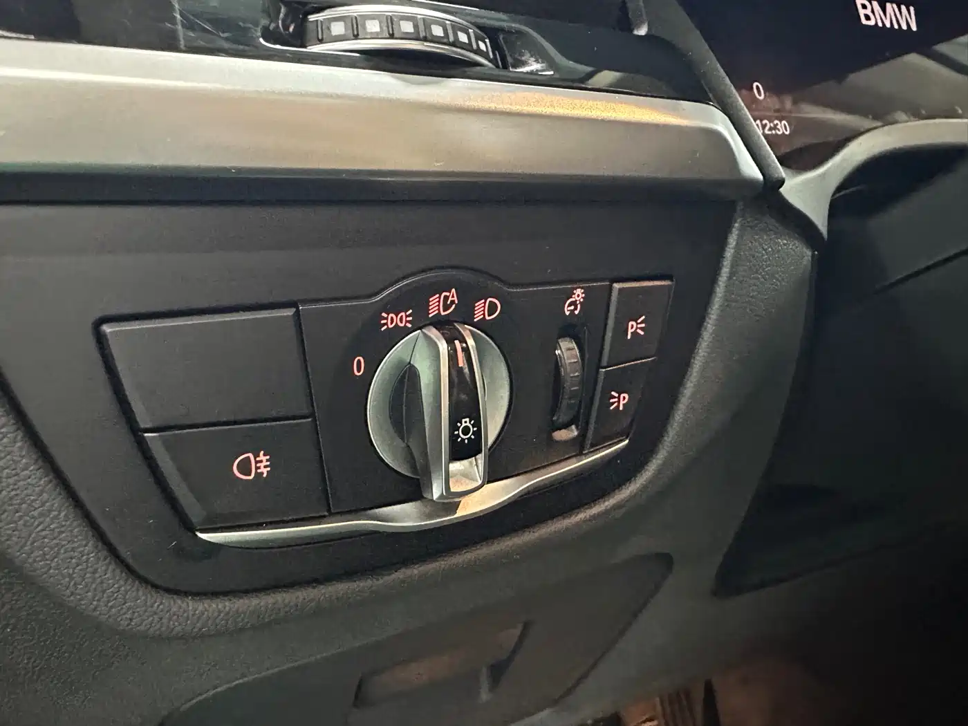 BMW iX3 2021 Pioneer фото 16