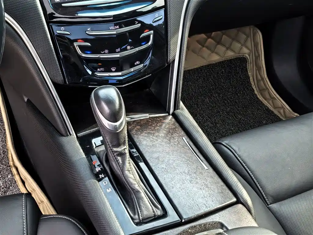 Cadillac XTS 2018 28T Elite фото 14