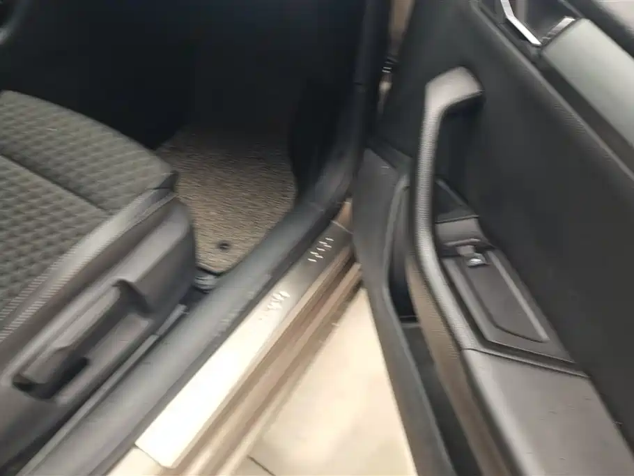Škoda Superb 2018 TSI280 DSG Comfort (China V) фото 8