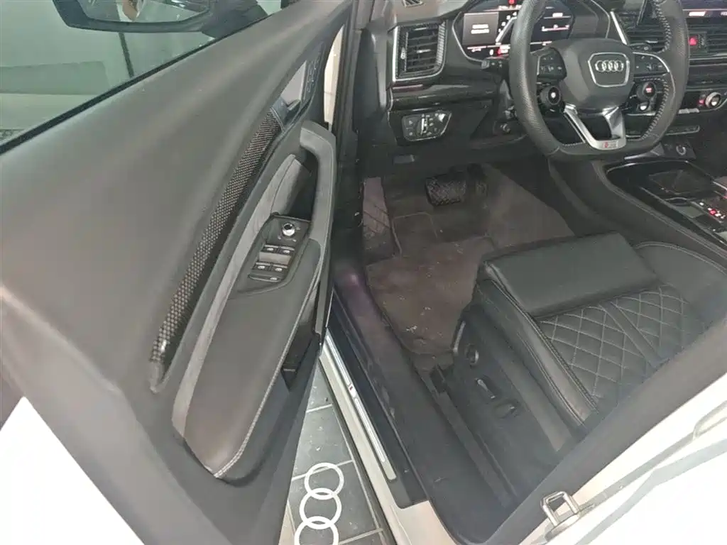 Audi Q5L Sportback 2022 45 TFSI Premium фото 23