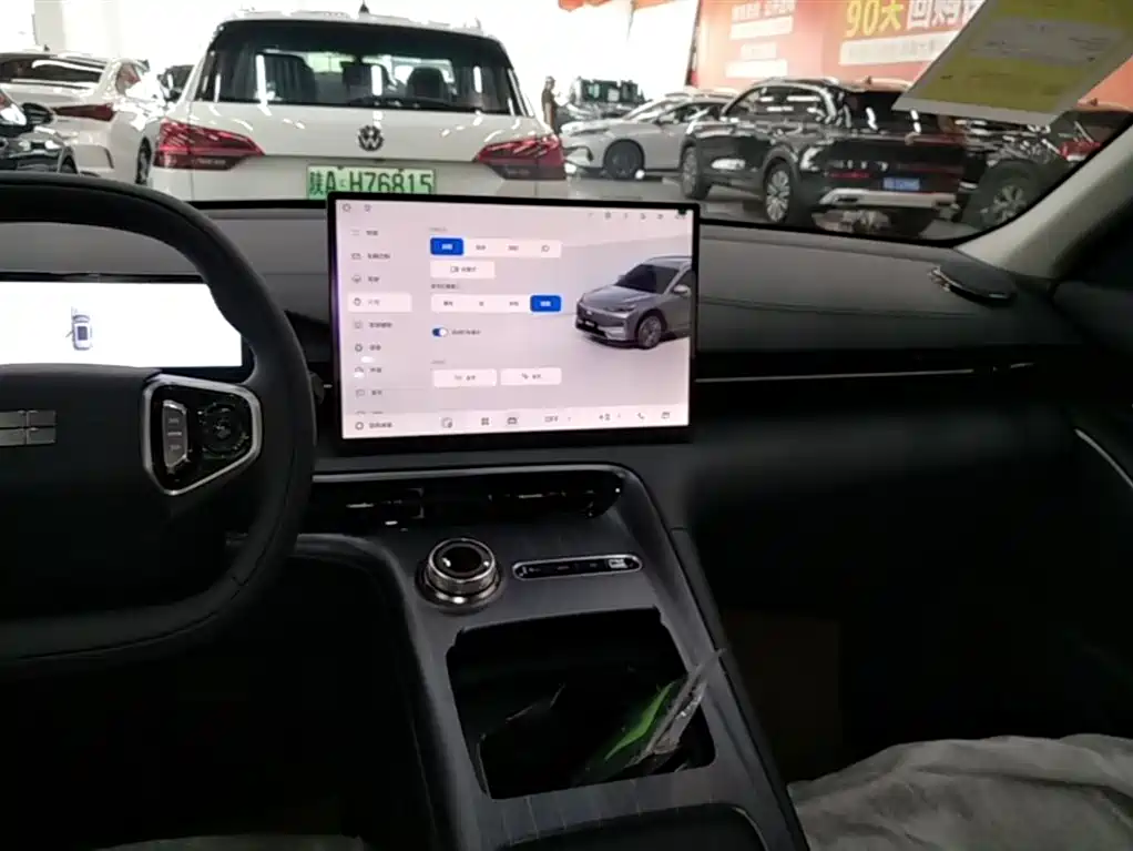 Geely Galaxy Galaxy E5 2026 530km Voyager Edition фото 13