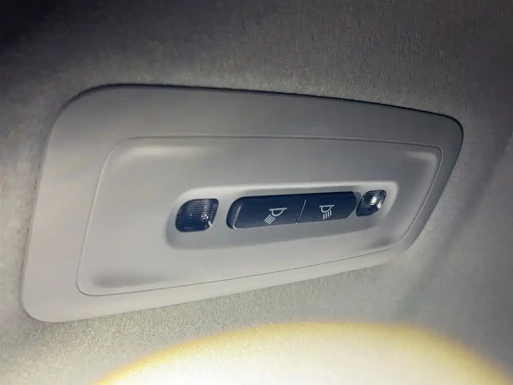 Toyota Corolla 2023 1.8L Smart Hybrid Dual Engine Elite Edition фото 20