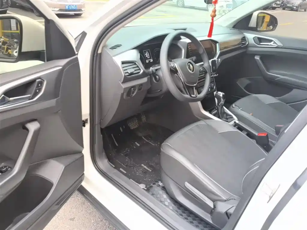 Volkswagen T-Cross 2021 280TSI DSG Comfort Edition фото 16