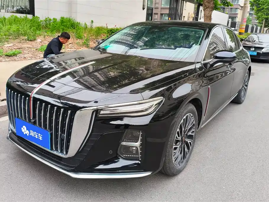 Hongqi H5 2025 2.0T Automatic Flag Celebration 500,000 Units Anniversary Edition