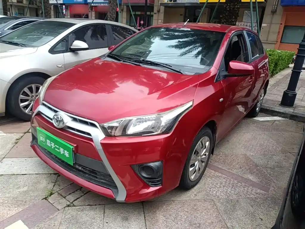 Toyota YARiS L Zhi Xuan 2015 1.5E Auto Charming Edition