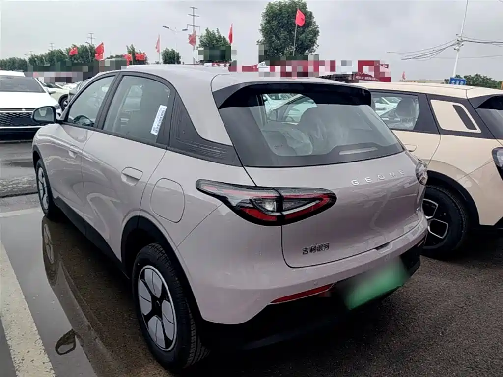 Geely Galaxy Starry Wish 2026 Edition 310km Youth Version фото 5