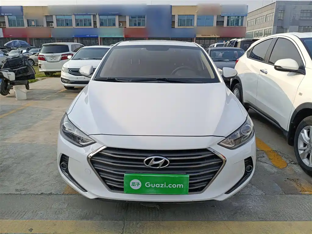 Hyundai Elantra 2016 Model 1.6L Automatic Smart Elite фото 3