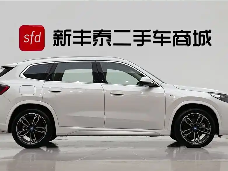 BMW iX1 2023 xDrive30L M Sport Package фото 3