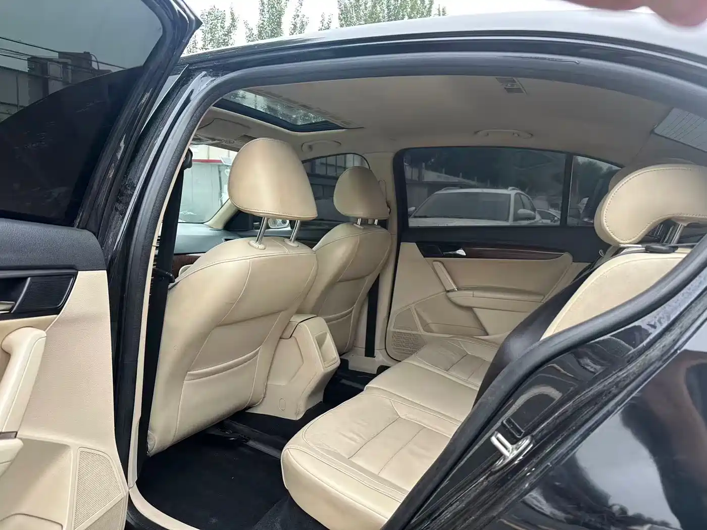 Volkswagen Lavida 2013 Facelift 1.4TSI DSG Comfort фото 8