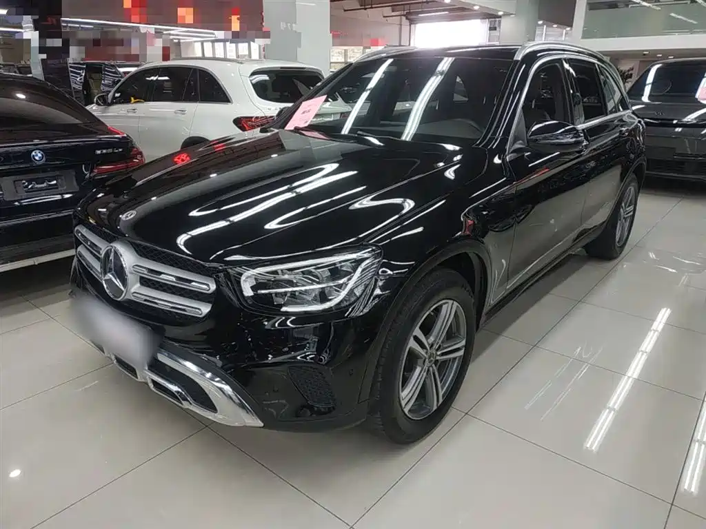 MERCEDES-BENZ GLC