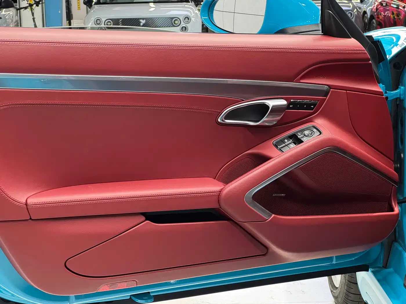 Porsche 718 2018 Cayman 2.0T фото 23