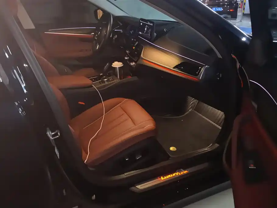 BMW 5 Series 2022 Model Second Facelift 530Li Leading Luxury Package фото 8