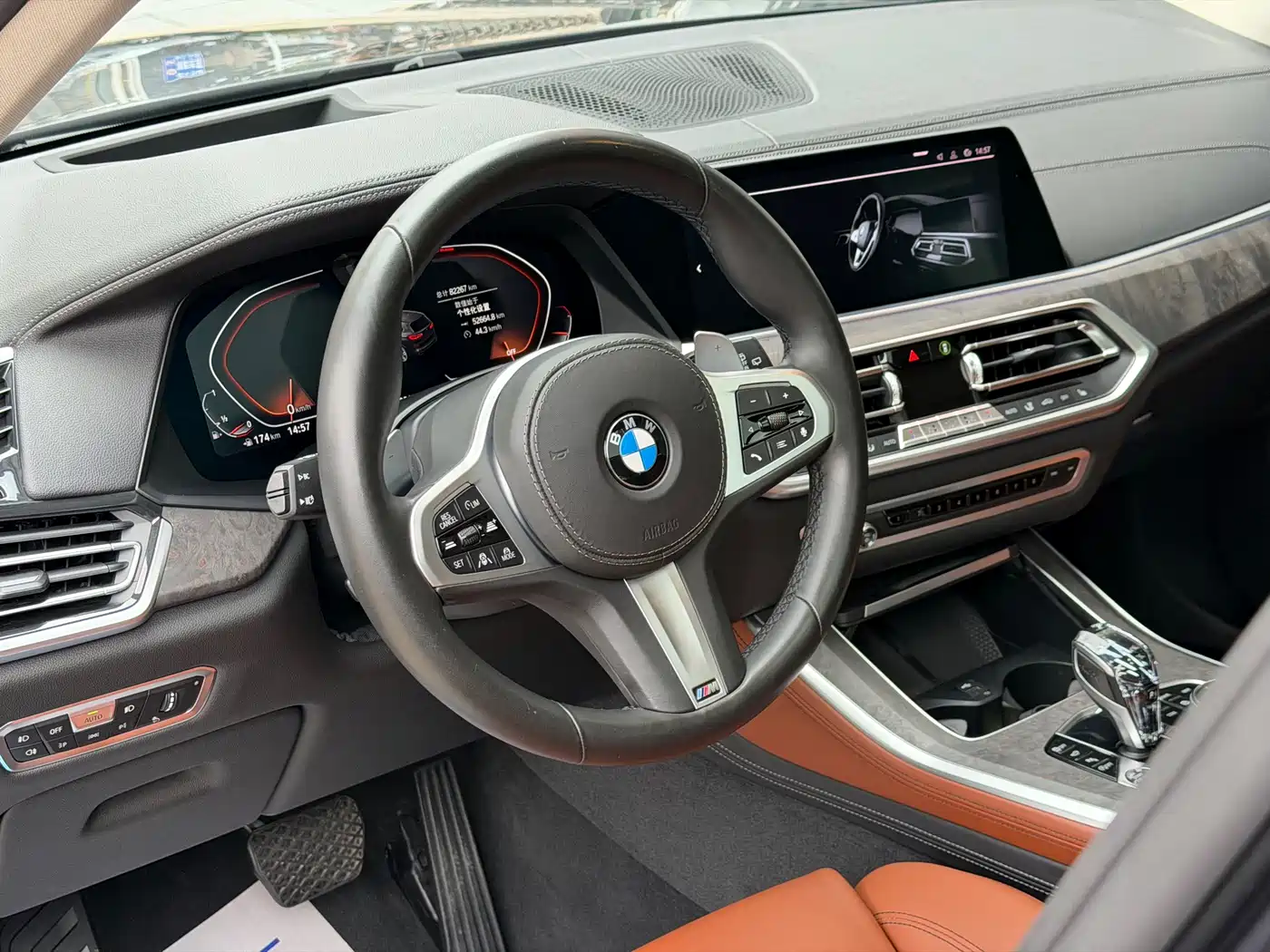 BMW X5 (Import) 2019 xDrive40i Exclusive M Sport Package фото 11