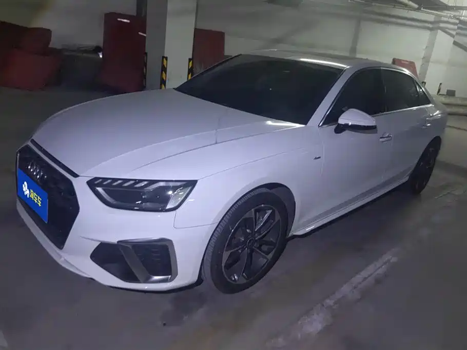 Audi A4L 2022 40 TFSI Fashion Dynamic