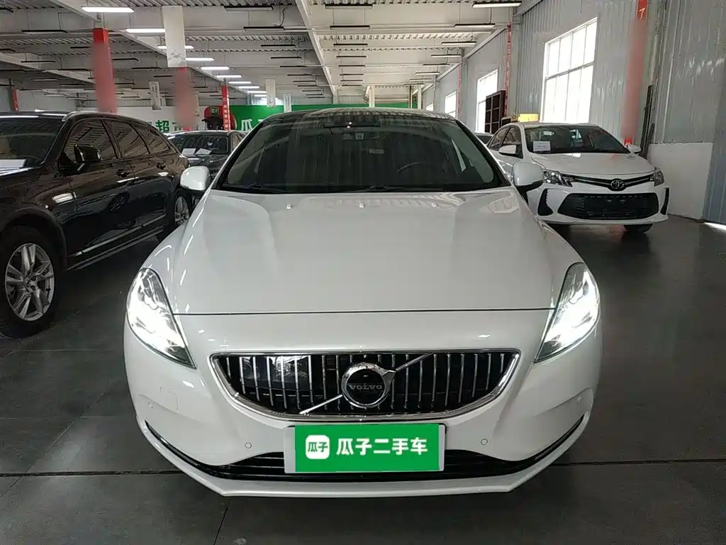 Volvo V40 2019 2019 T3 Inscription