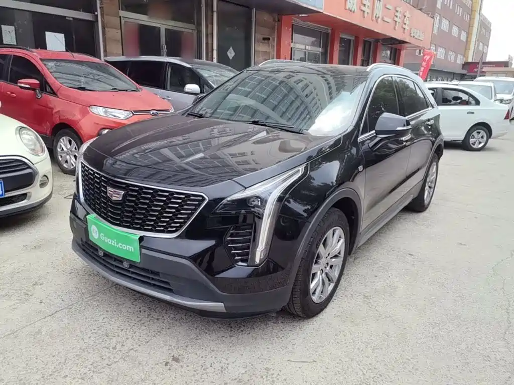 Фото 2 - Cadillac XT4