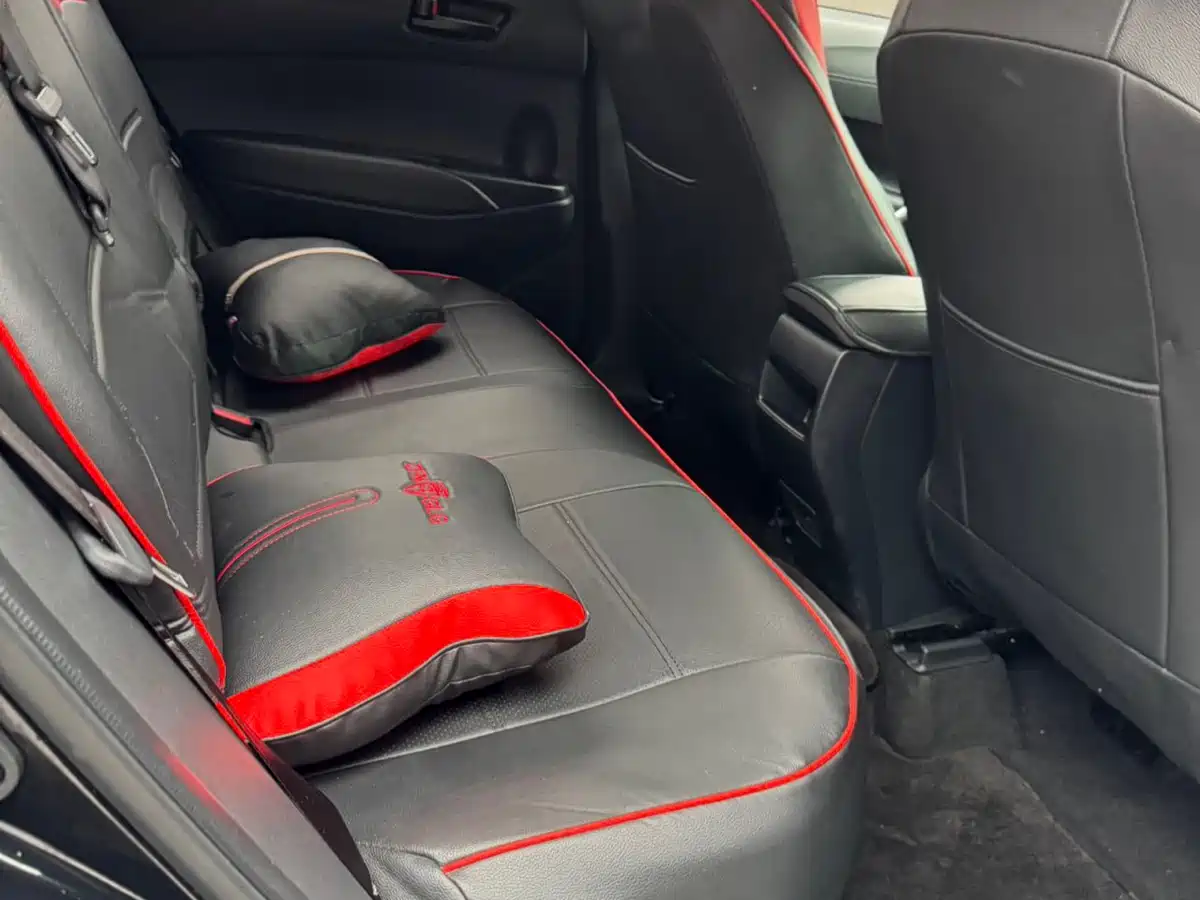 Toyota Frontlander 2024 2.0L CVT Elite Edition фото 10
