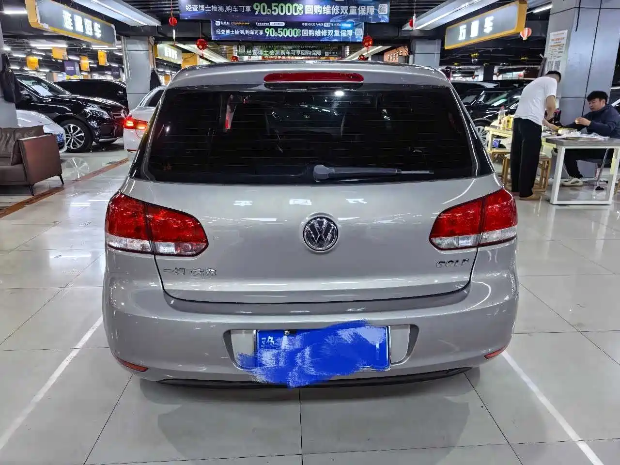 Фото 9 - Volkswagen Golf