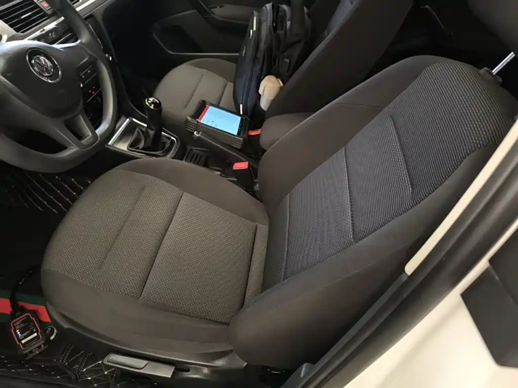 Volkswagen Bora 2016 Model 1.6L Manual Fashion фото 15