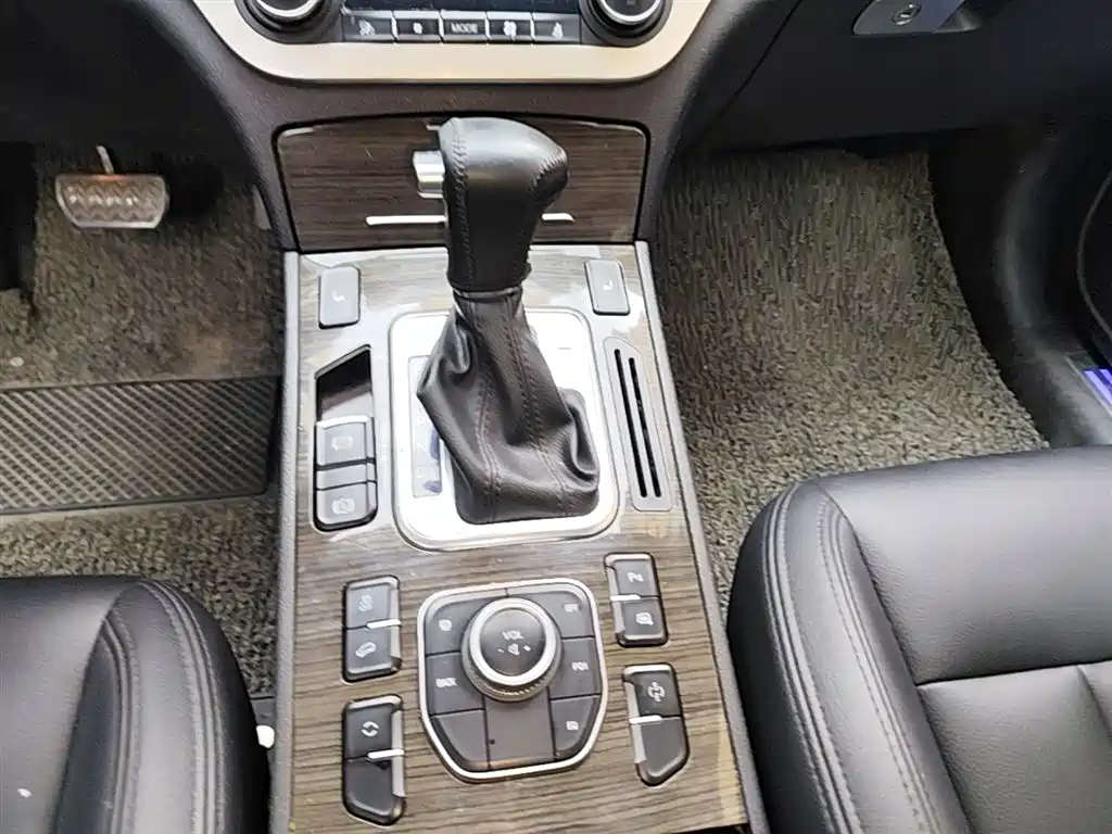 Haval H6 Coupe 2015 Model Blue Label 2.0T Automatic 2WD Elite фото 14