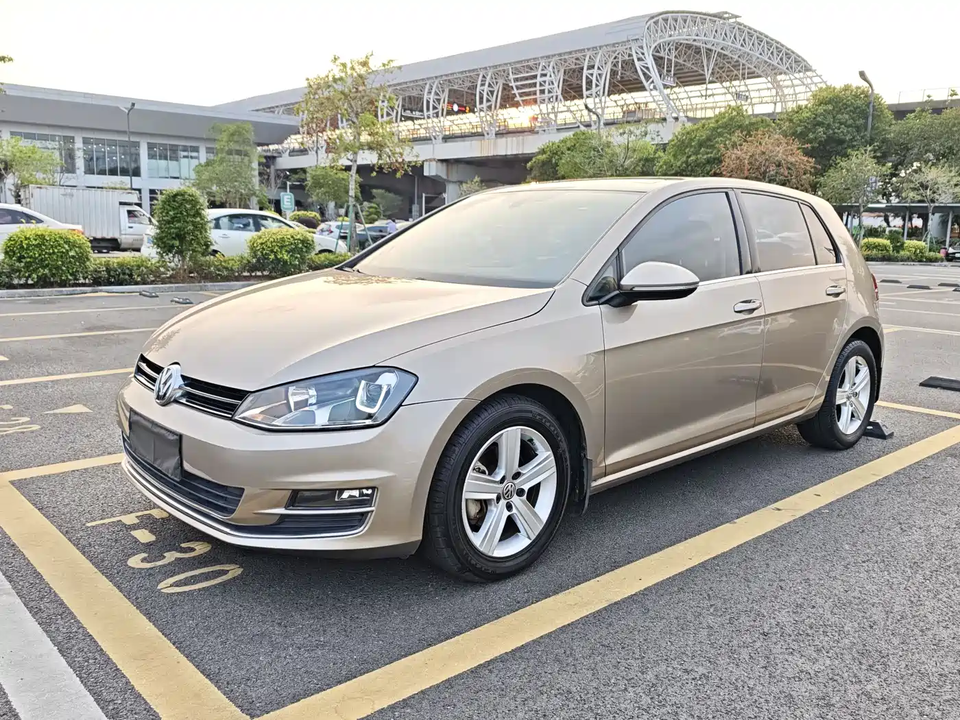 Volkswagen Golf 2015 1.4TSI Automatic Luxury