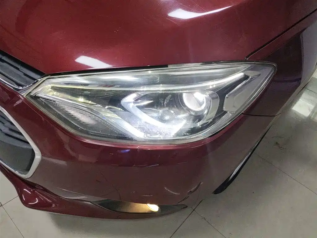 Chevrolet Lova RV 2016 1.5L Automatic Fun Edition фото 15