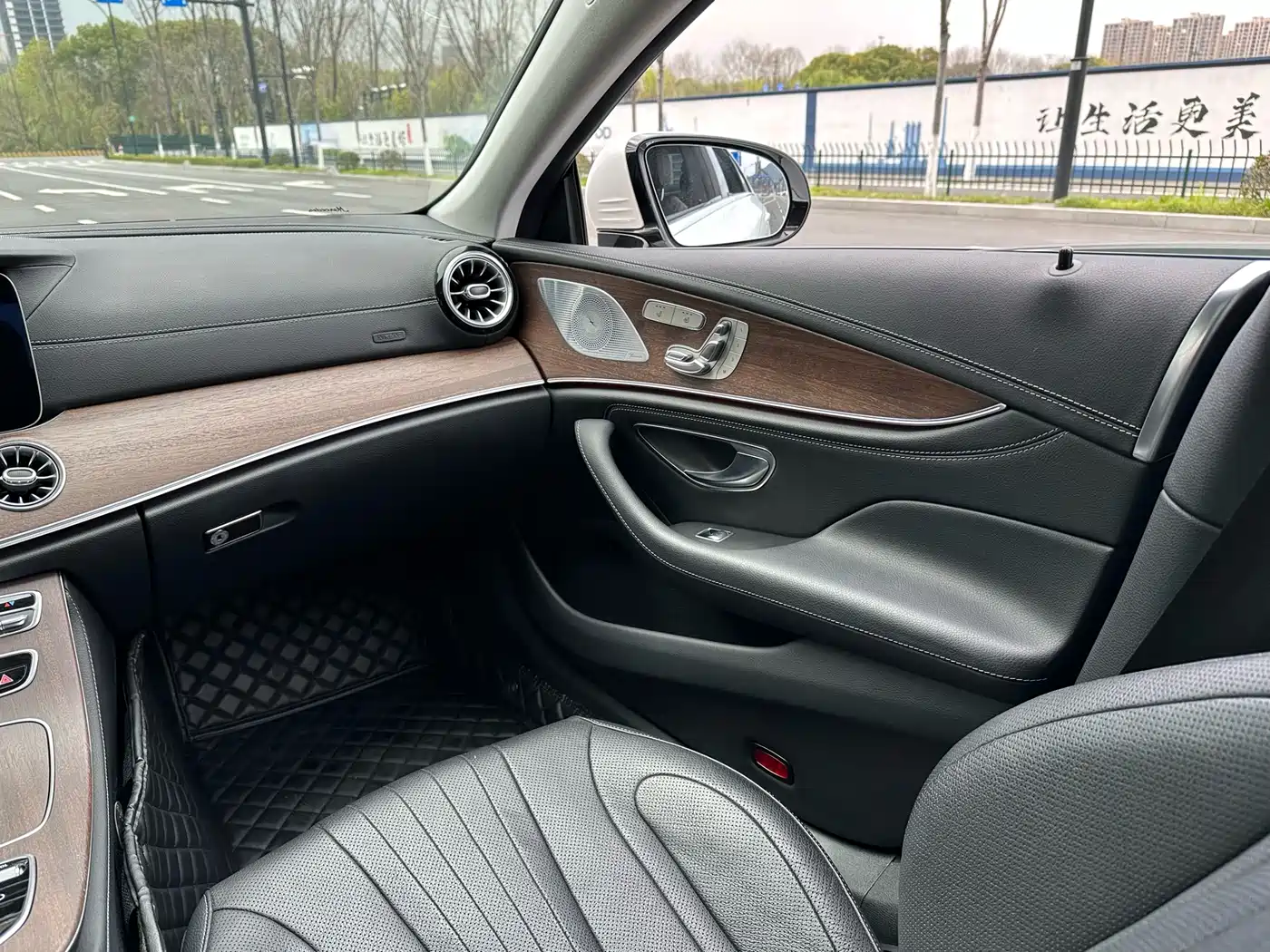 Mercedes-Benz CLS 2021 CLS 300 Sport фото 14