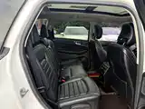 Фото 7 - Ford Edge