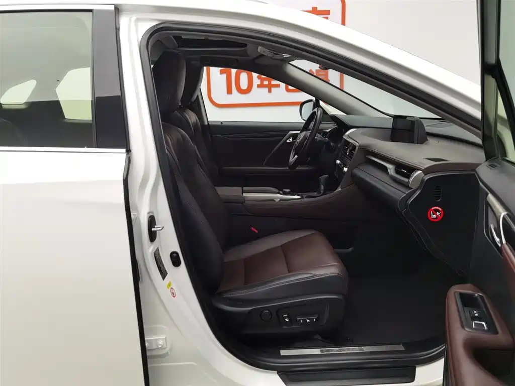 Lexus RX 2016 300 2WD Comfort Edition China VI фото 23