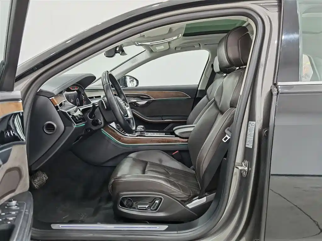 Audi A8 2018 A8L 55 TFSI quattro Luxury фото 10