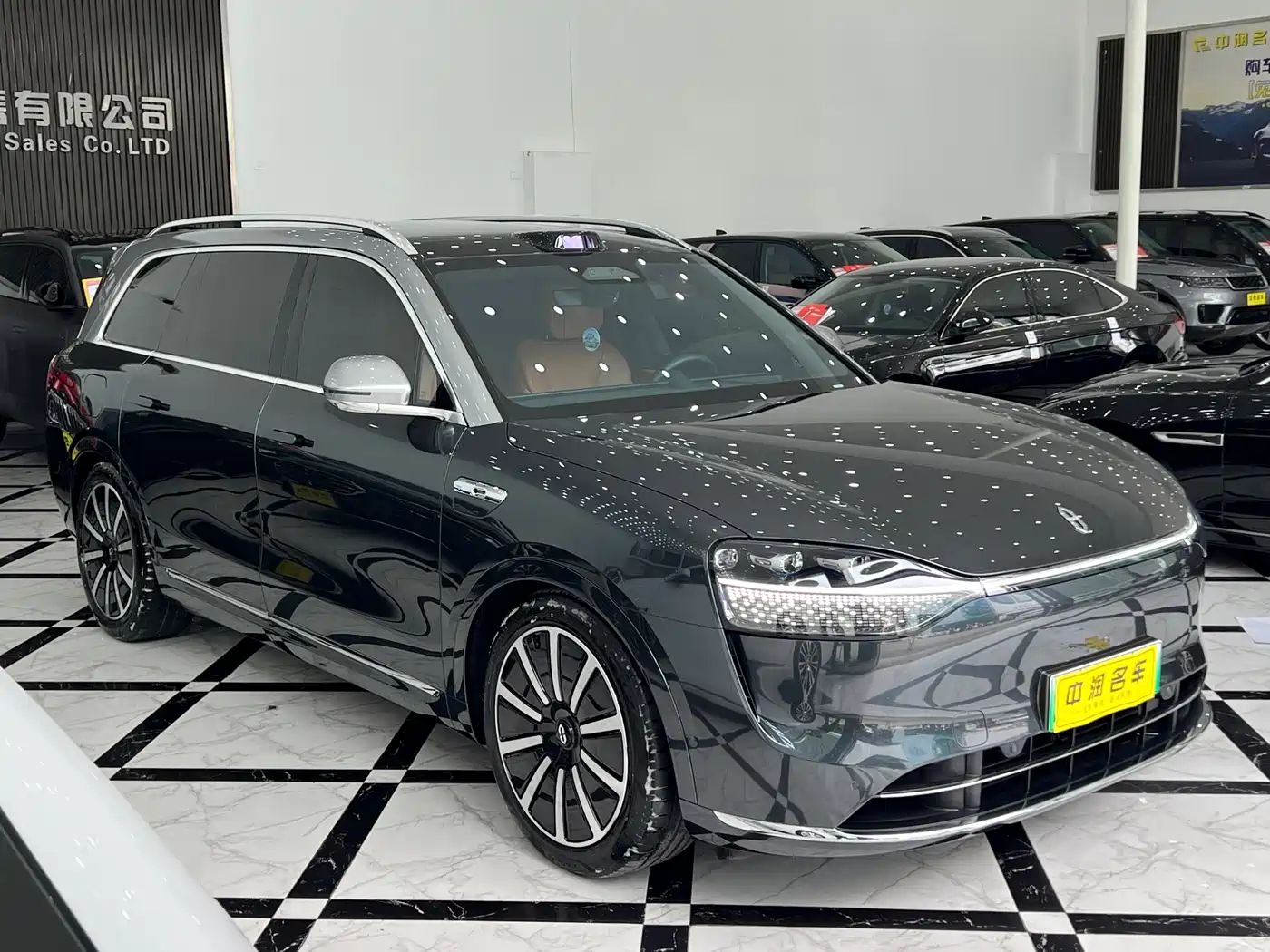 AITO Wenjie AITO M9 2024 Range Extender Max Edition 42kWh 6-seater фото 2