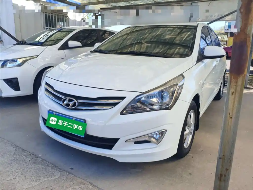 Hyundai Verna 2016 1.4L Automatic Smart GLS фото 2