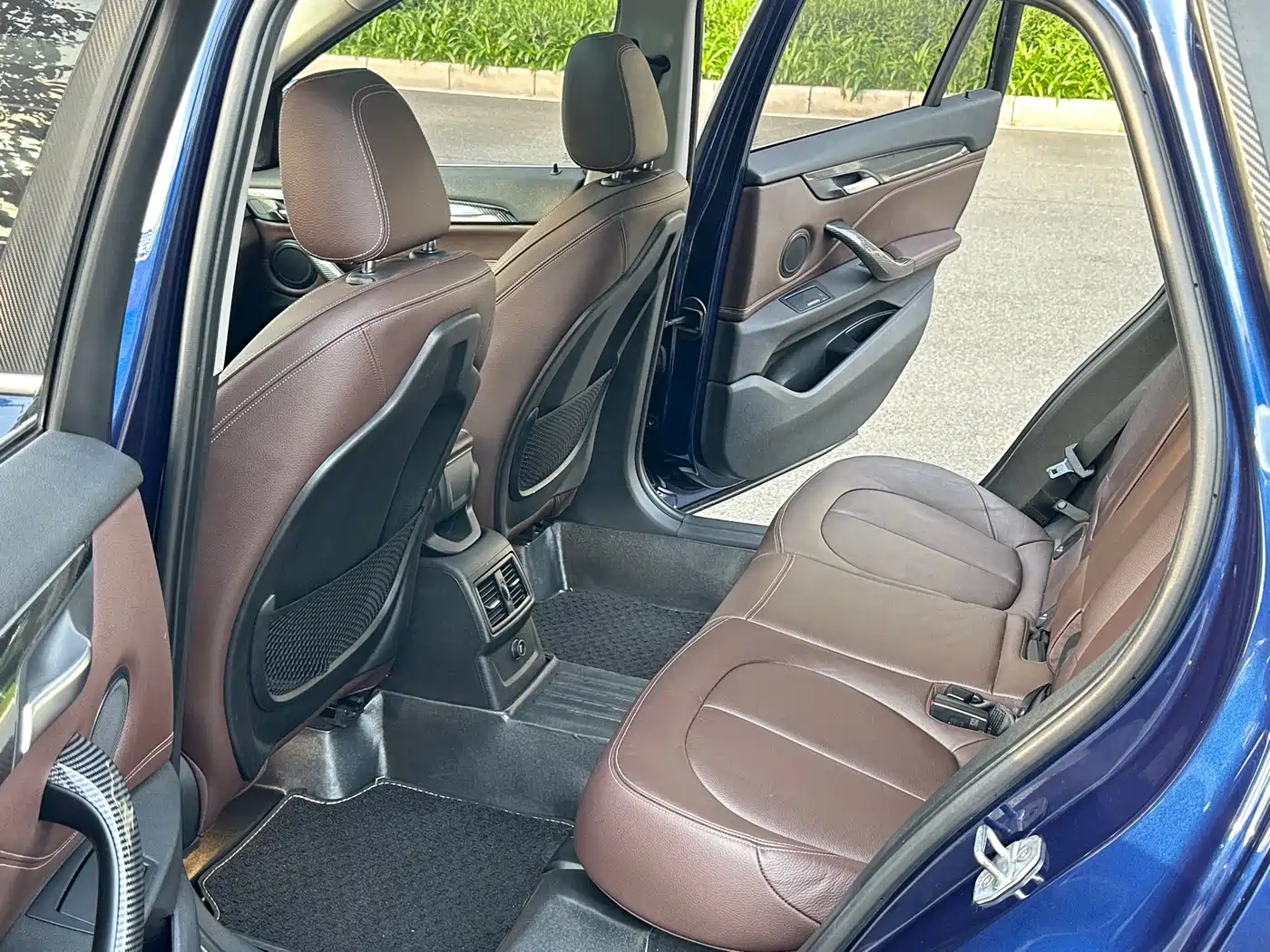 BMW X1 2018 xDrive20Li Premium Model фото 12