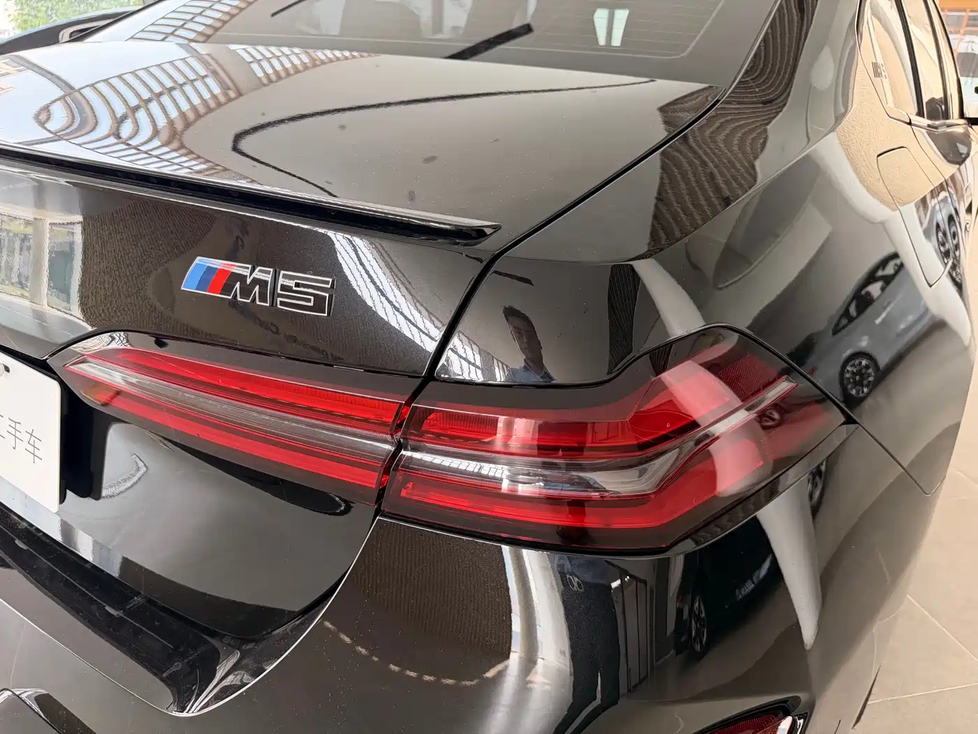 BMW M5 New Energy 2025 M5 фото 27
