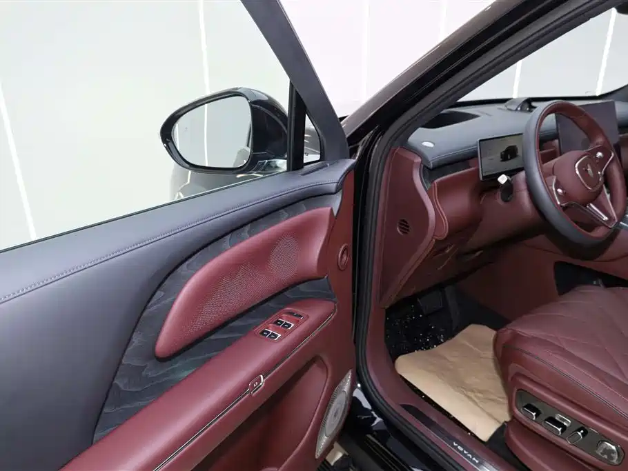 Voyah Auto VOYAH Taisan 2026 Model Base фото 25