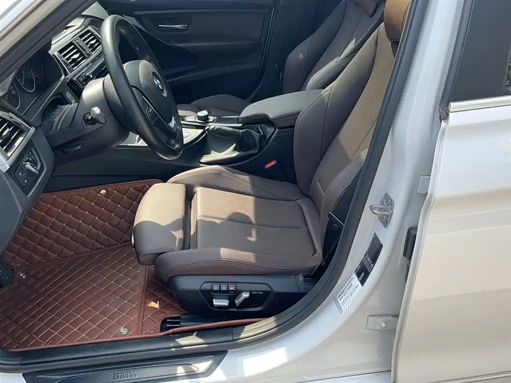 BMW 3 Series 2018 320Li Fashion Style фото 14