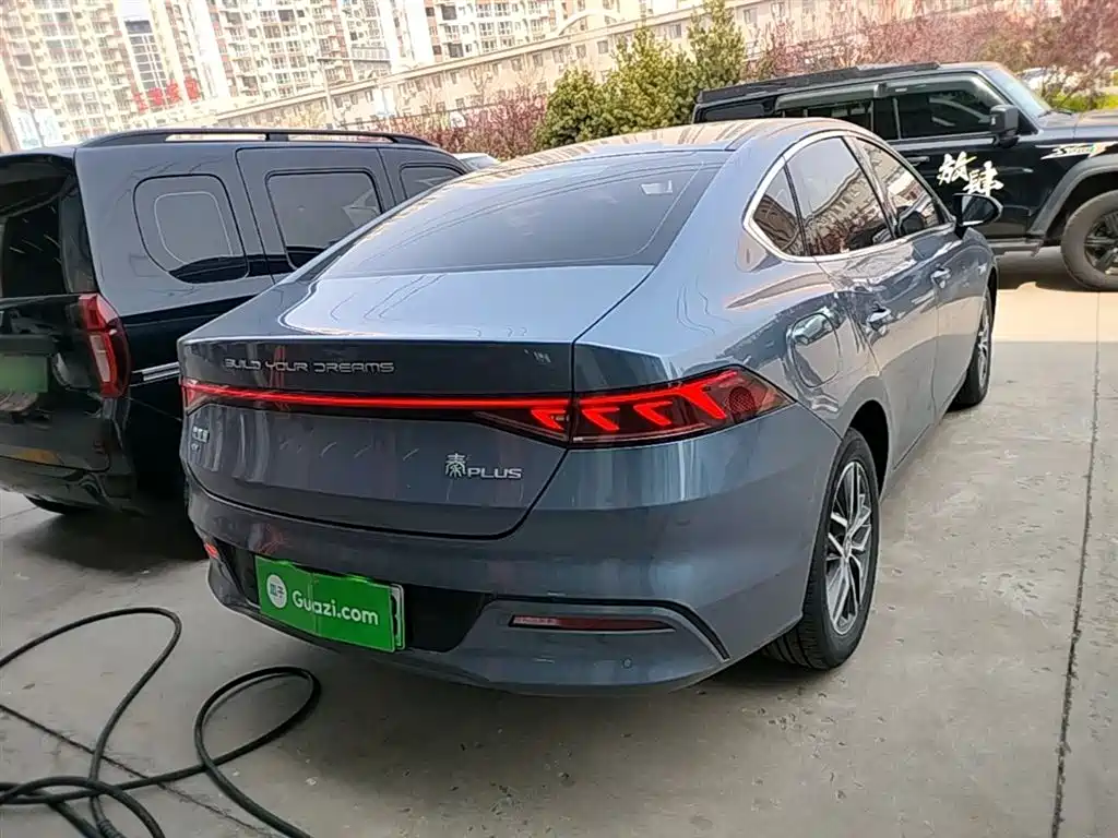 BYD Qin PLUS 2024 Glory Edition EV 420KM Leading фото 6