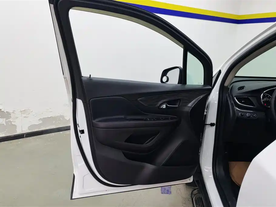 Buick Encore 2018 18T Automatic 2WD Urban Leading фото 7