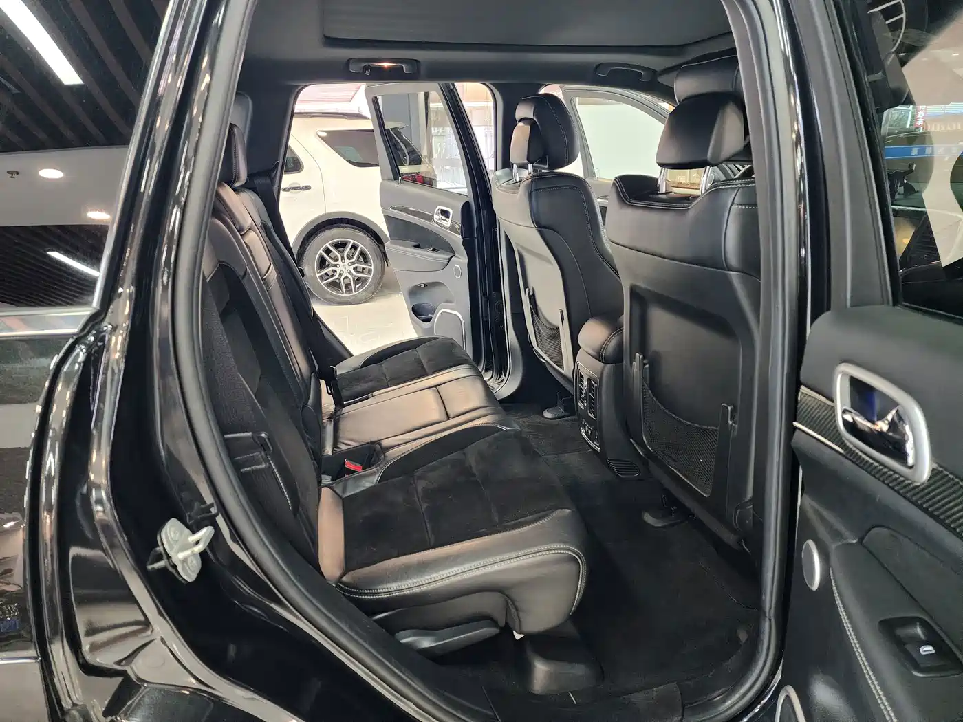 Jeep Grand Cherokee SRT 2014 2014 6.4L SRT8