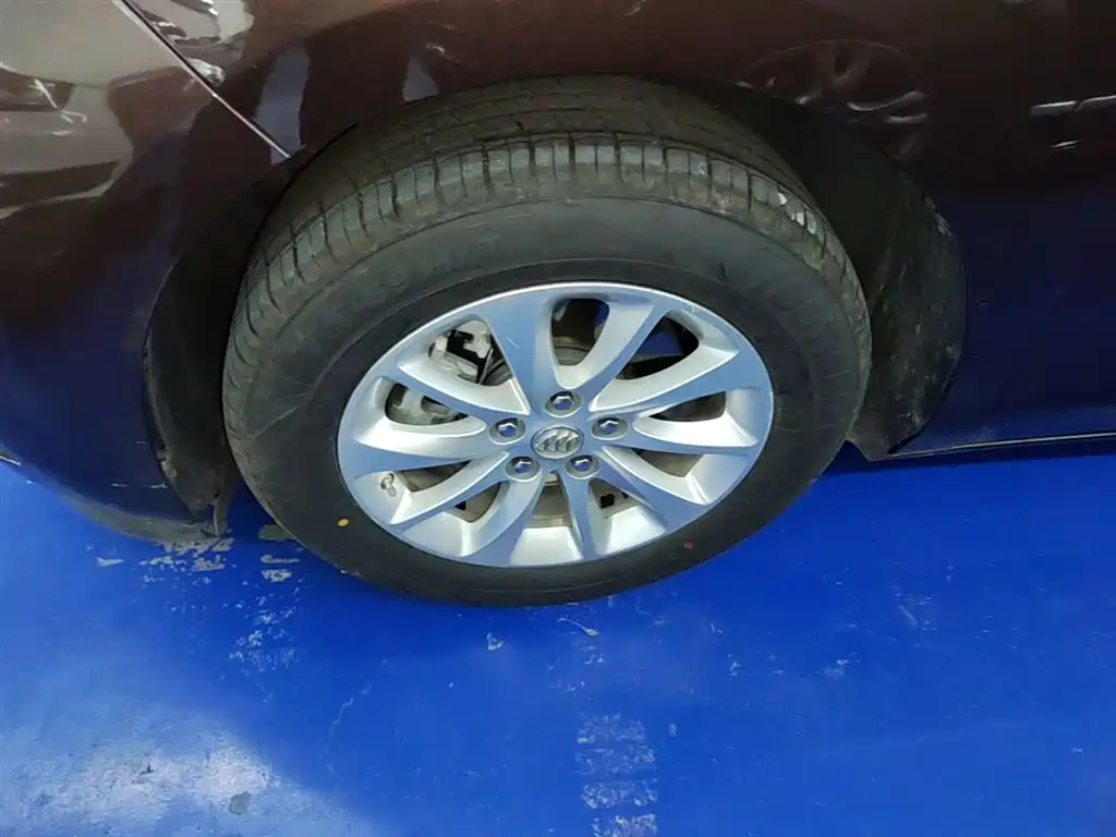 Buick GL8 2018 ES 28T Comfort Type China VI фото 22